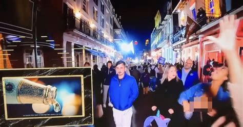 ESPN airs womans NSFW flashing on Bourbon Street during。